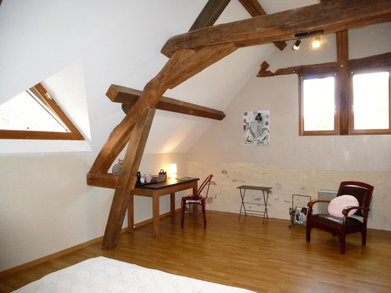 Отель Le Logis De La Chouette Bauge-en-Anjou Экстерьер фото